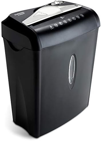 Small 8 sheet crosscut shredder with basket — photo 3